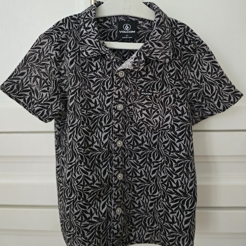 Volcom Kids Black Leaf Print Shirt